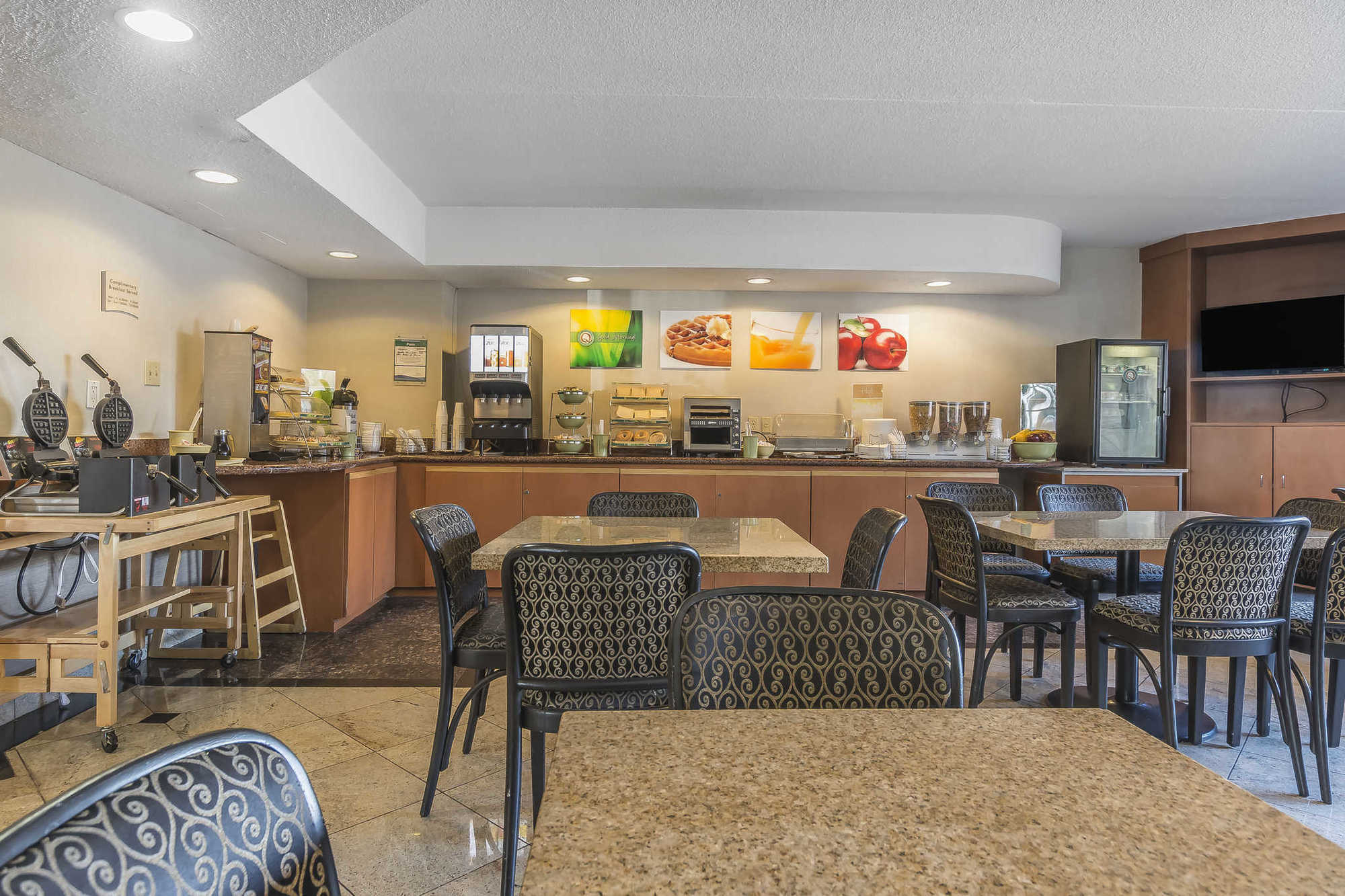 Quality Inn & Suites 5585 Ambler Drive Mississauga Ontario Facilități foto