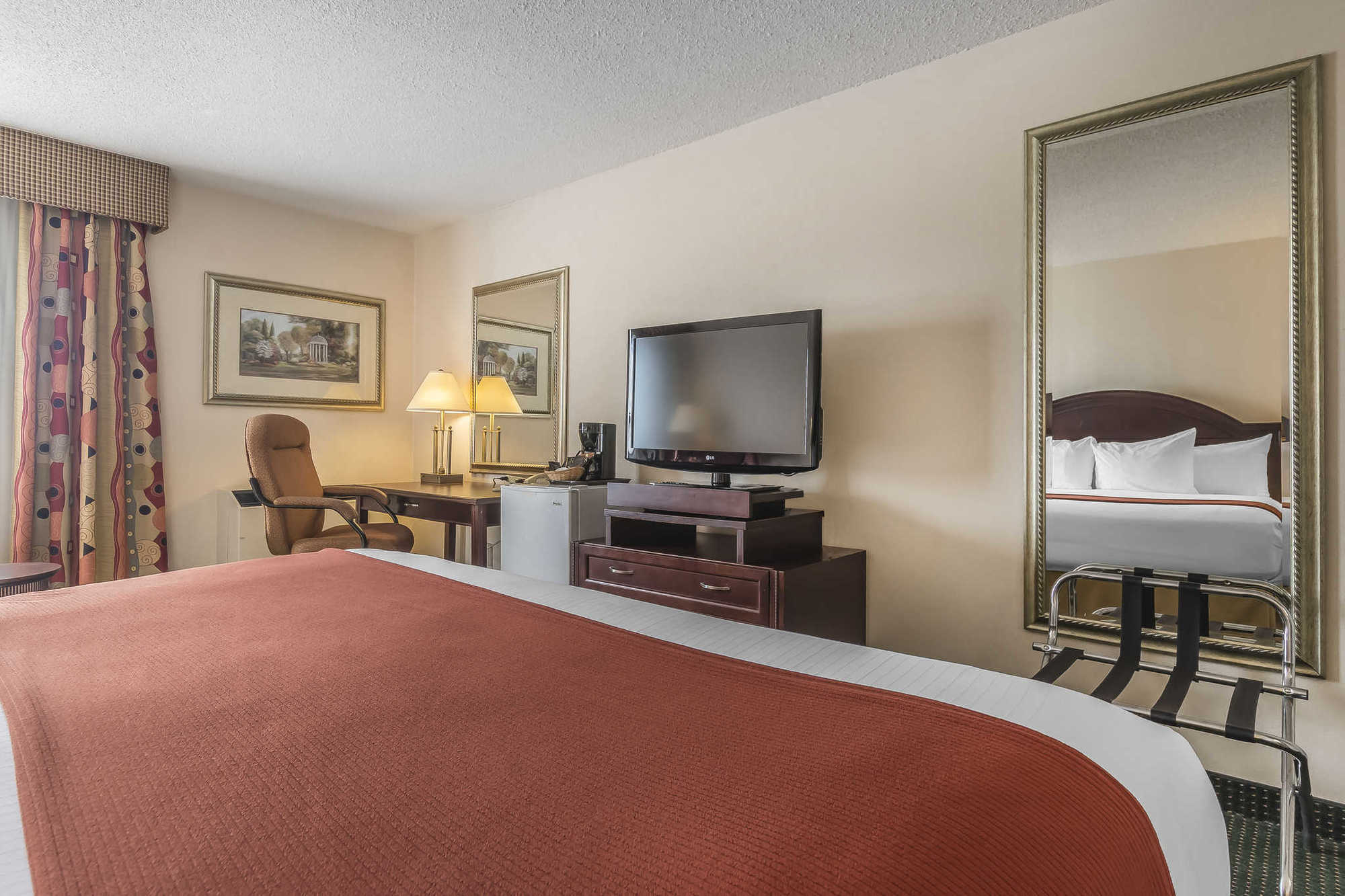 Quality Inn & Suites 5585 Ambler Drive Mississauga Ontario Cameră foto