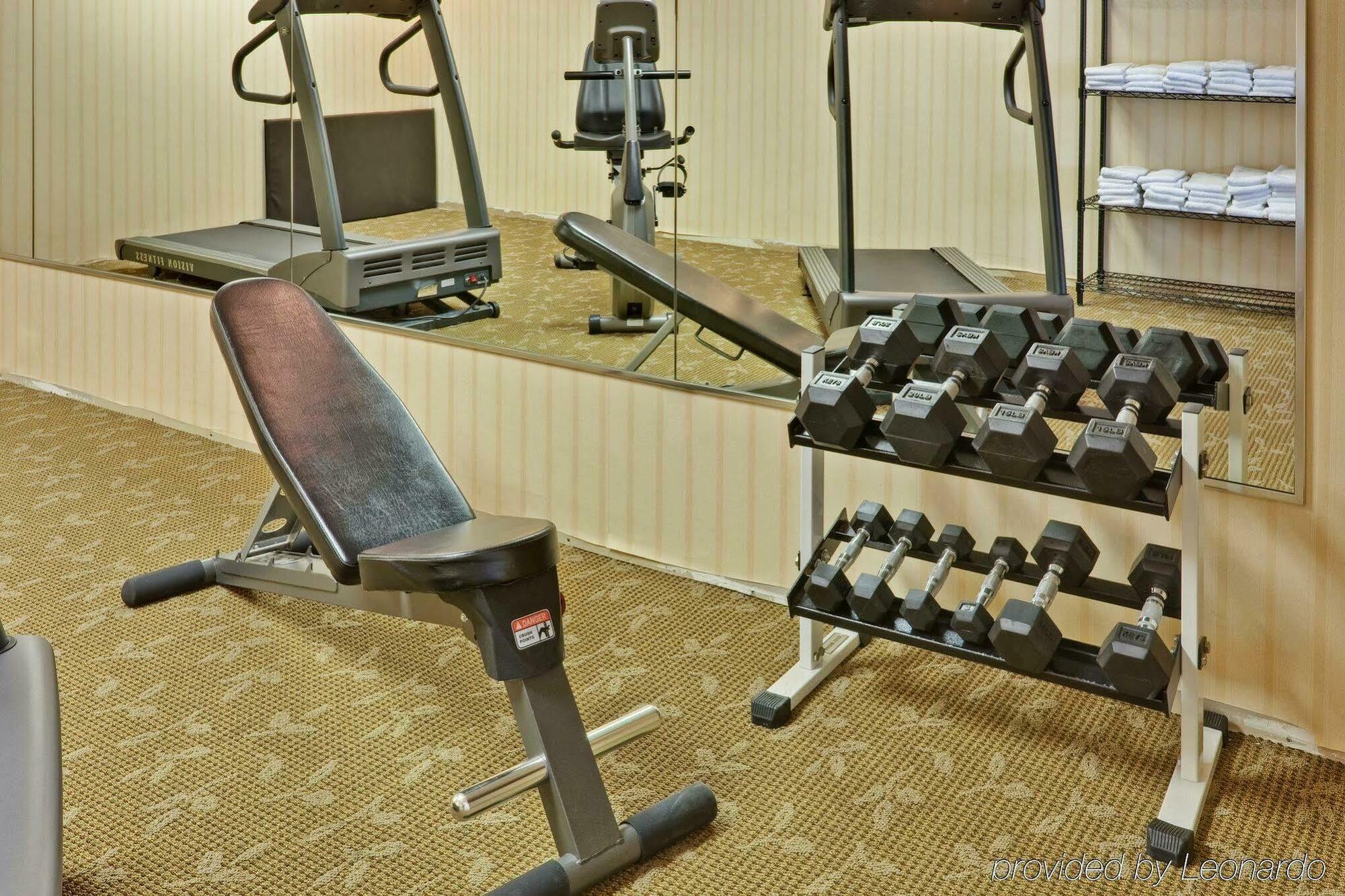 Quality Inn & Suites 5585 Ambler Drive Mississauga Ontario Facilități foto